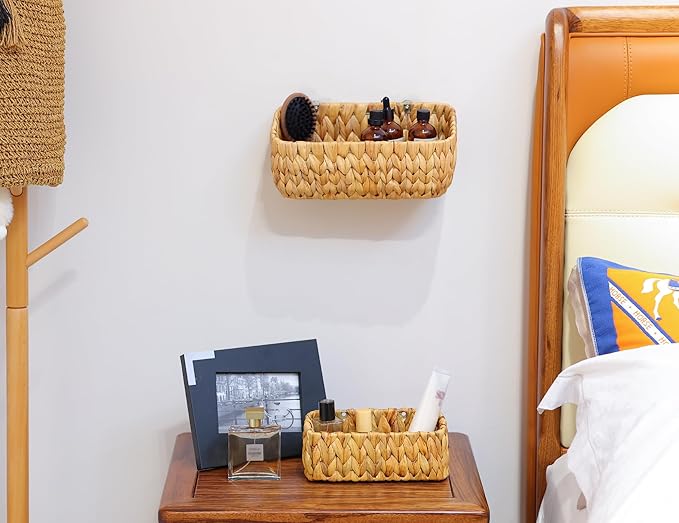 Woven Hanging Wall Baskets for Storage, Water Hyacinth Bathroom Wall Mount Organizer, Wicker Wall Baskets Decor for Letters and Mail, Food Storage Basket, Toilet Tank Basket, Set of 2